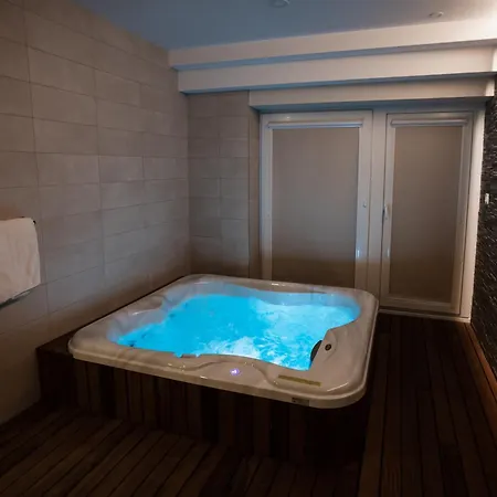 Gostilna S Prenocisci Pav Rakek