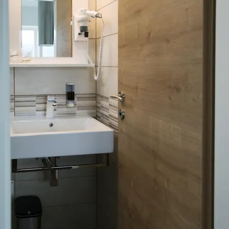 Guest house Gostilna S Prenocisci Pav