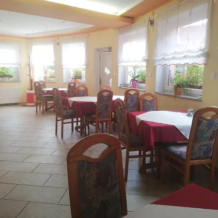 Gostilna S Prenocisci Pav