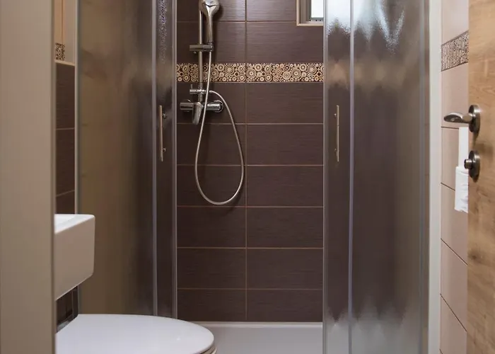 Gostilna S Prenocisci Pav