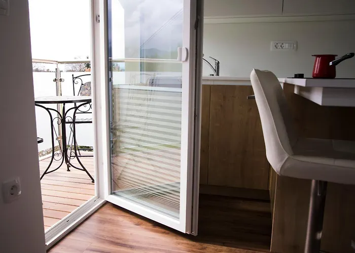 Gostilna S Prenocisci Pav Gasthof Rakek