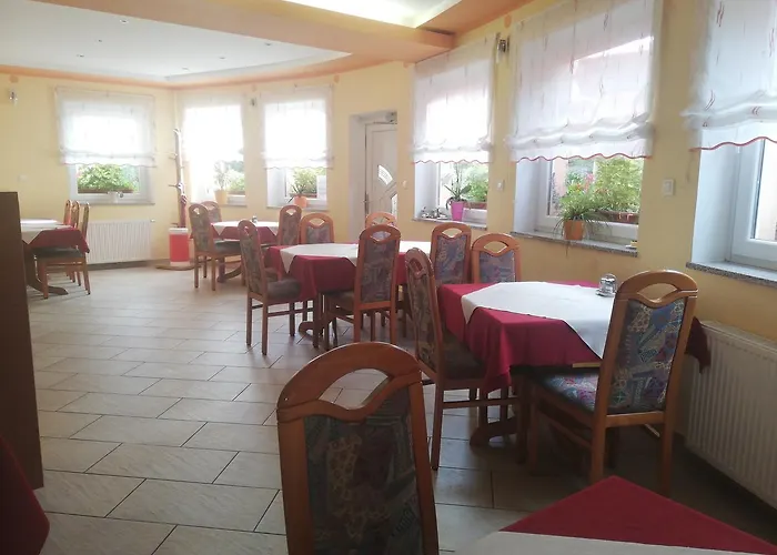 Gostilna S Prenocisci Pav